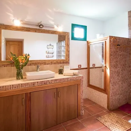 בית כפרי Casa Mi Tio Perico Mala