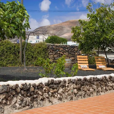 Casa Mi Tio Perico Мала